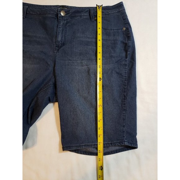 AS Denim Womens Blue Jean Shorts Mid-Rise Button & Zipper Closure Size 20W - Picture 12 of 12